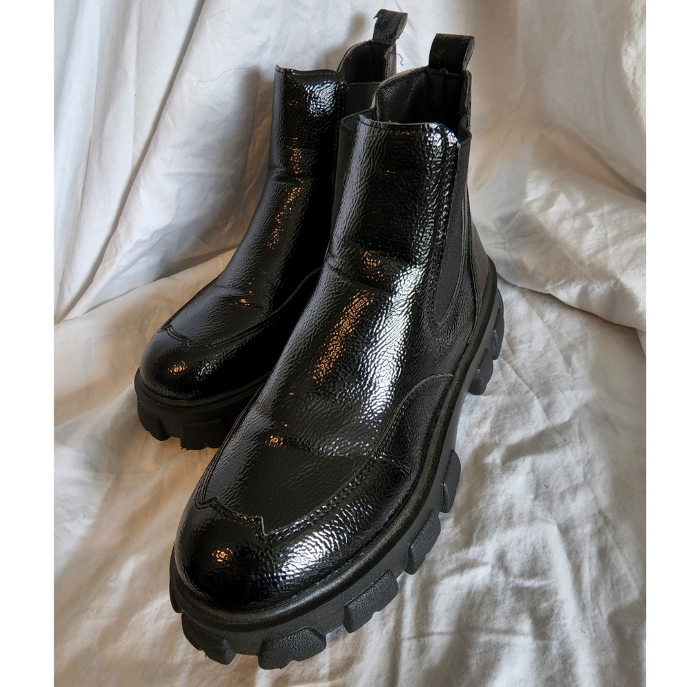 Chunky Black Platform Ankle Boots Slip-On Size EUR40 p r a d a - e s q u e